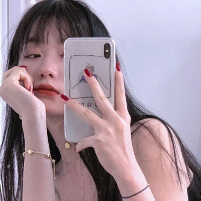 吮拇指的人